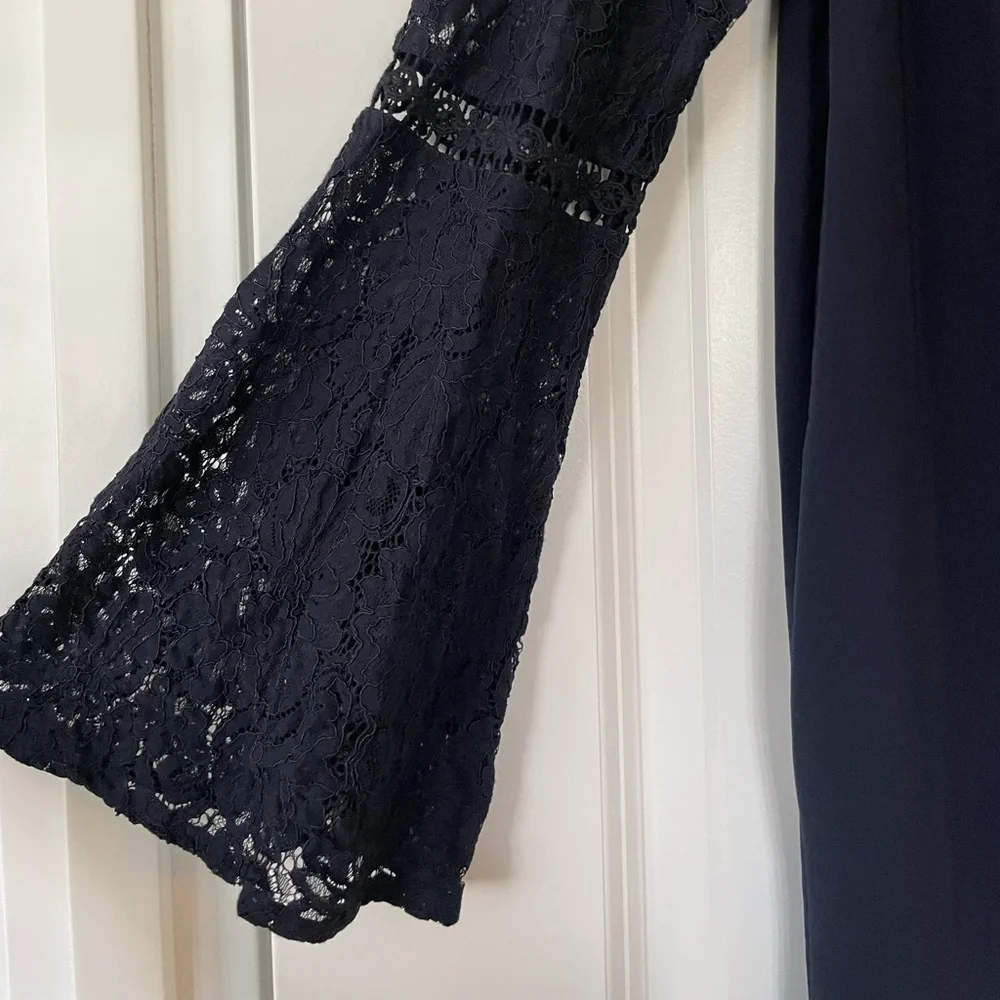 LOFT | Lace Bell Sleeve Shift Dress | 4 - Picture 4 of 6